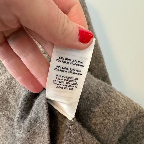 Aritzia X Community Plutarch Turtleneck sweater in Brown - XXS - Picture 8 of 10